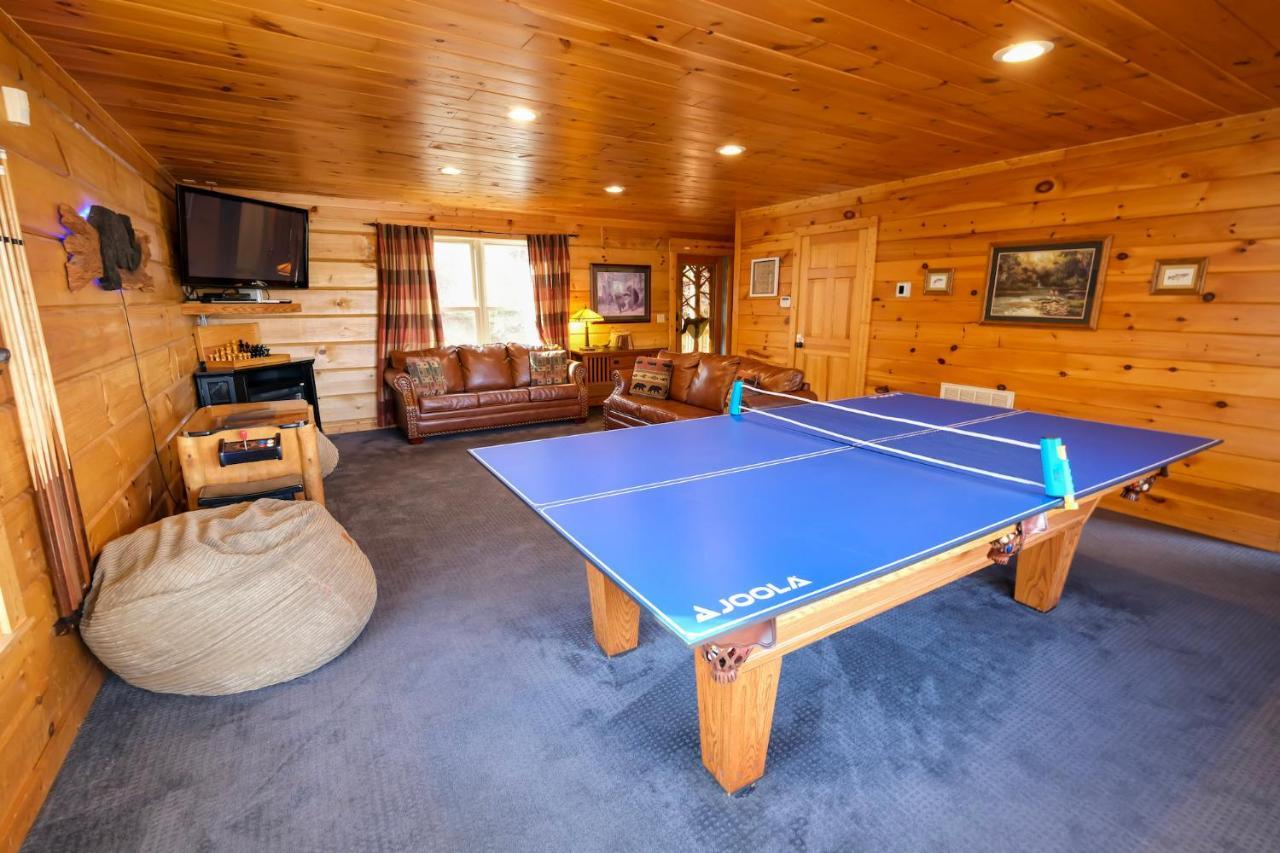 Lazy Bear Lodge Gatlinburg Exterior foto